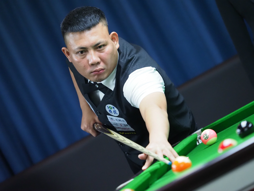 场上变得更 场上变得更