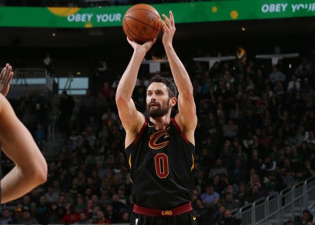 对于球迷而 对于球迷而